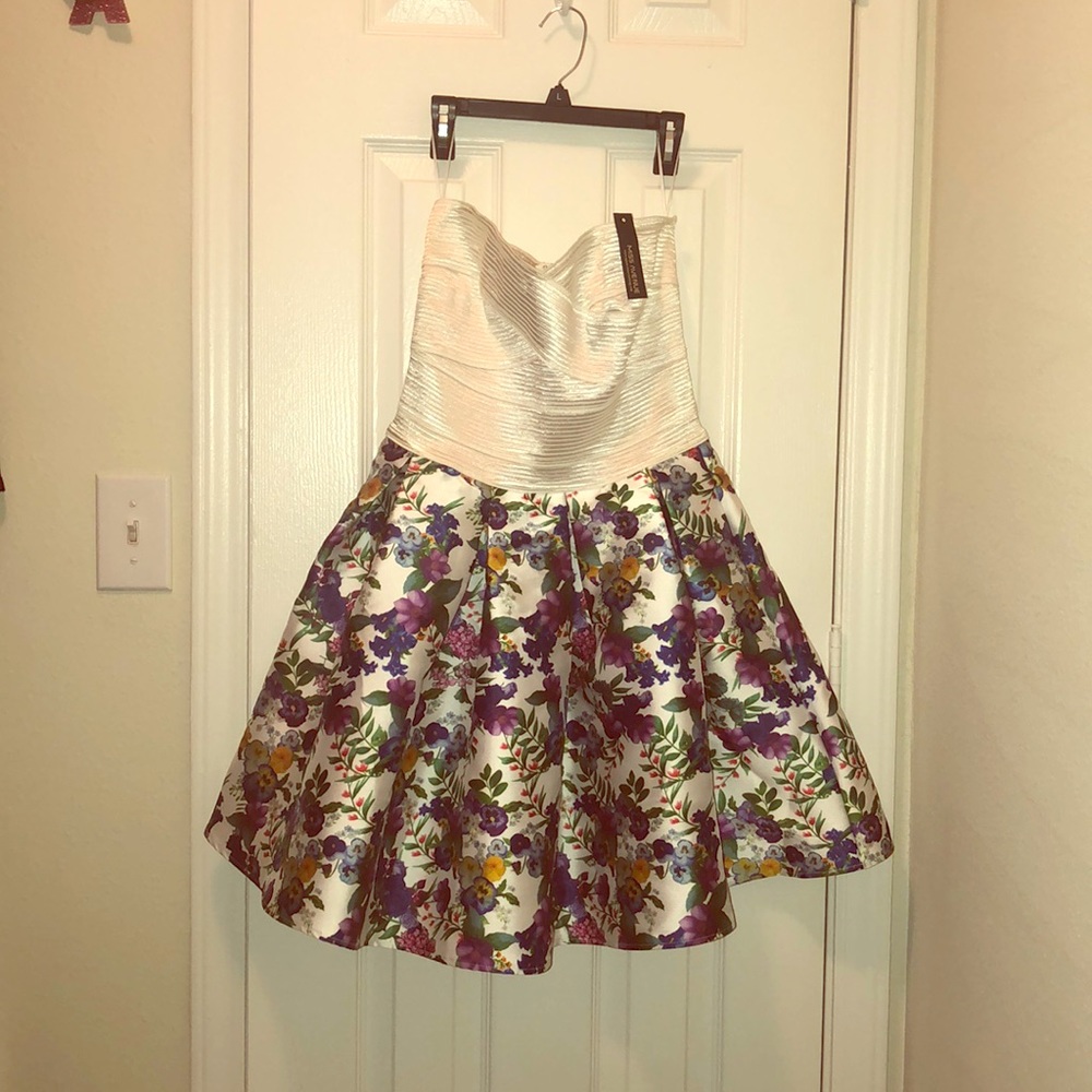 Ladies fashion dresses, casual, dressy, date night